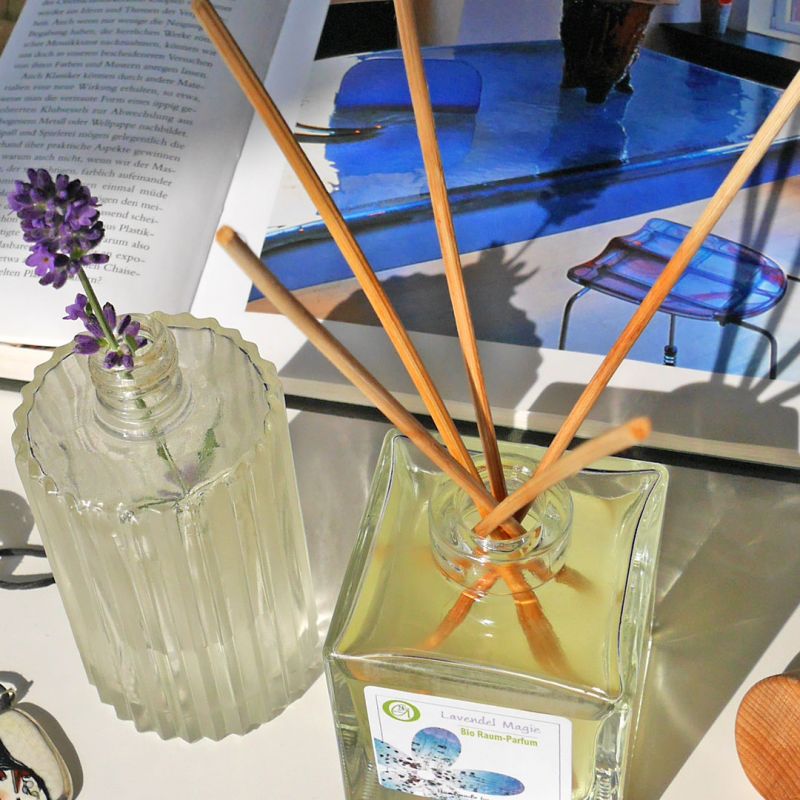 Raum-Parfum Diffuser "Lavendel Magie" mit 100% naturreinen ätherischen Ölen 100 ml